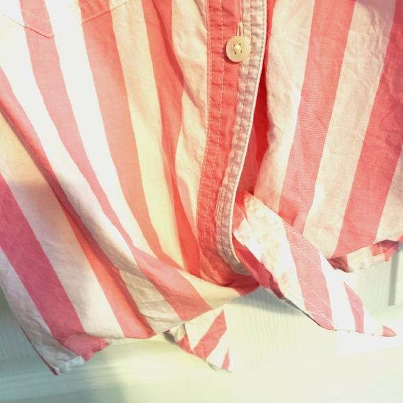 Levi's white & pink sleeveless top - Picture 4 of 5